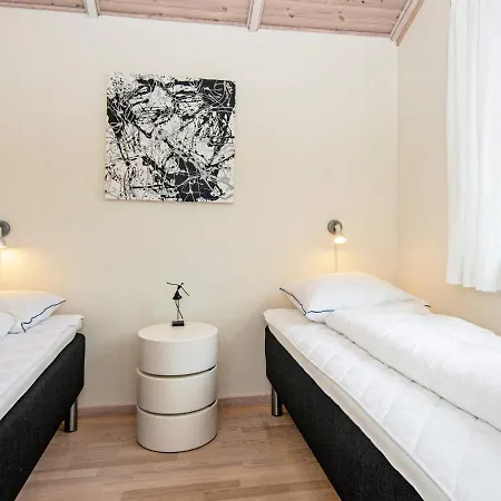 8 Person Holiday In Ulfborg בית נופש *